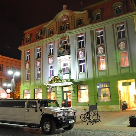 Grand Hotel Praha Jičín Buitenkant foto